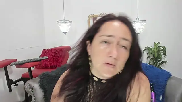 naughty milf esmeralda online show from July 17, 2:29 am