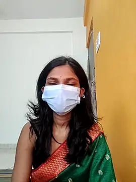 Snapshot of Shivani2002 chatting on November 26, 1:28 am Shivani2002 online show from November 26, 1:28 am