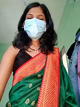 Shivani2002 online show from March 8, 3:54 am