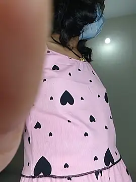 Shivani2002 online show from July 12, 3:47 pm