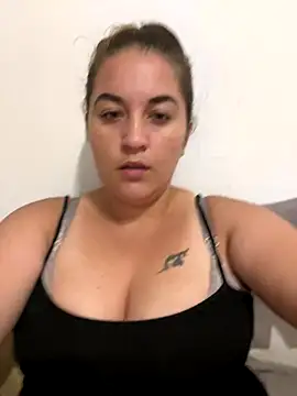 Snapshot of AmaliaAma chatting on September 23, 3:42 am AmaliaAma online show from September 23, 3:42 am