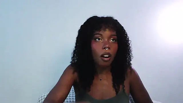 SparklingSoleil online show from October 5, 9:24 pm