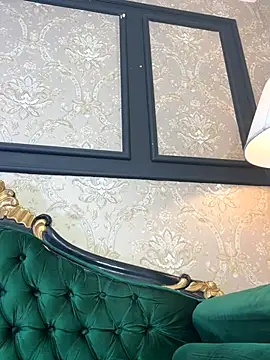 Snapshot of Mister_Obsession chatting on December 5, 7:10 pm Mister Obsession online show from December 5, 7:10 pm