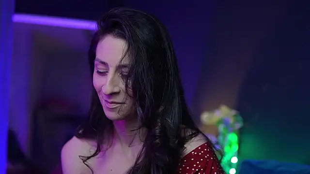 Snapshot of RubyRosa chatting on December 17, 10:49 pm RubyRosa online show from December 17, 10:49 pm