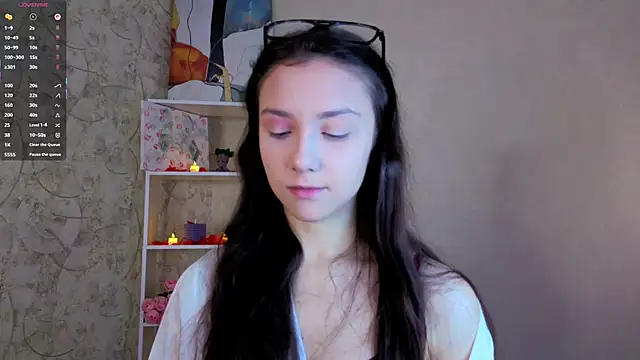 Snapshot of GiseleLamos chatting on February 15, 3:25 am GiseleLamos online show from February 15, 3:25 am