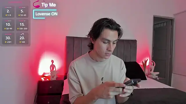 AlexanderHall online show from September 14, 7:57 pm