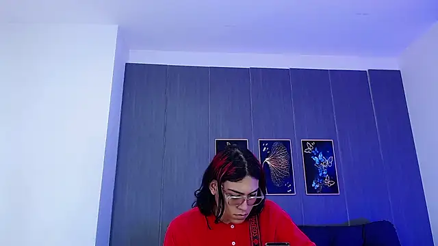 dirty model online show from January 19, 3:16 pm