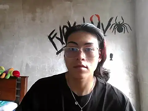 dirty model online show from April 29, 9:21 pm