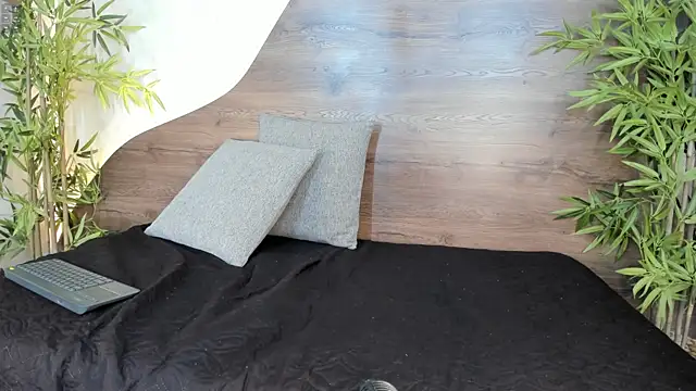 Snapshot of katia_cute chatting on October 6, 11:51 am katia cute online show from October 6, 11:51 am