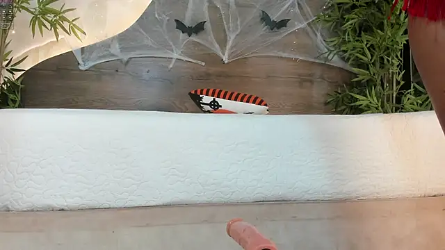 Snapshot of katia_cute chatting on October 26, 11:49 am katia cute online show from October 26, 11:49 am