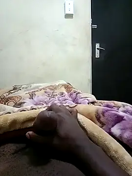 Snapshot of thabang2222 chatting on October 16, 3:07 am thabang2222 online show from October 16, 3:07 am