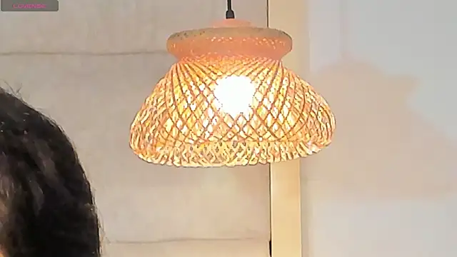 Snapshot of VioletHilton chatting on September 29, 6:57 pm VioletHilton online show from September 29, 6:57 pm