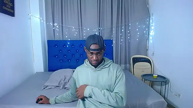 eebony stallion online show from September 30, 3:22 am