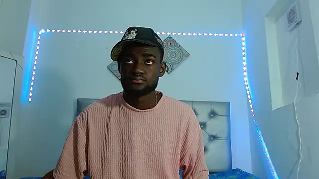 eebony stallion online show from November 12, 6:19 pm