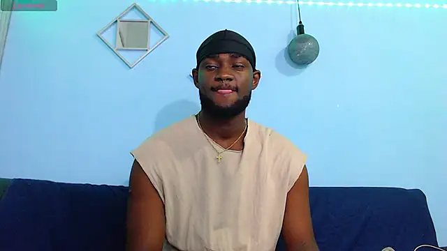 Snapshot of eebony_stallion chatting on May 16, 3:14 am eebony stallion online show from May 16, 3:14 am