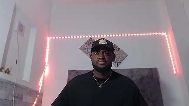 Snapshot of eebony_stallion chatting on July 5, 2:51 am eebony stallion online show from July 5, 2:51 am