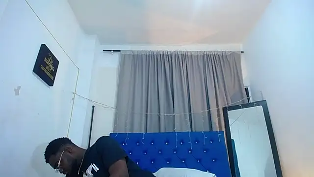 Snapshot of eebony_stallion chatting on July 19, 2:37 am eebony stallion online show from July 19, 2:37 am