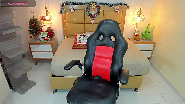 MELISSAROUGE online show from December 4, 7:22 pm