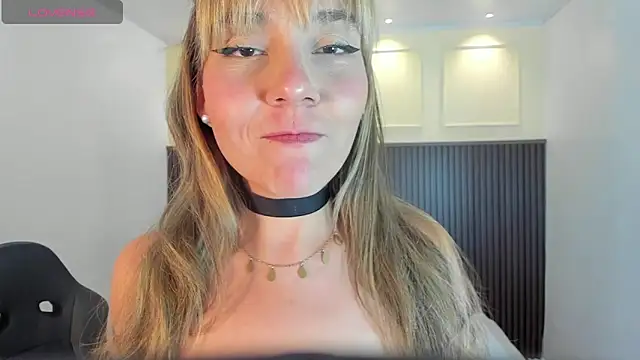 Snapshot of MELISSAROUGE chatting on June 4, 7:42 pm MELISSAROUGE online show from June 4, 7:42 pm