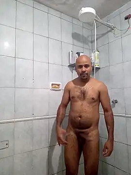 reisloko online show from November 10, 9:47 pm