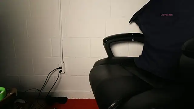 zaddytrey online show from March 12, 2:56 pm