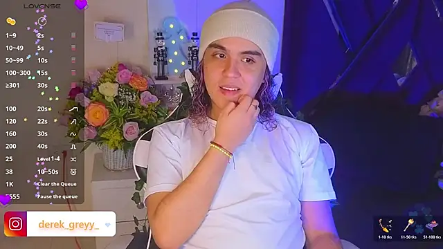 derek greyy  online show from November 21, 8:40 pm