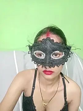 Snapshot of strip_queen_1 chatting on June 22, 3:20 pm strip queen 1 online show from June 22, 3:20 pm