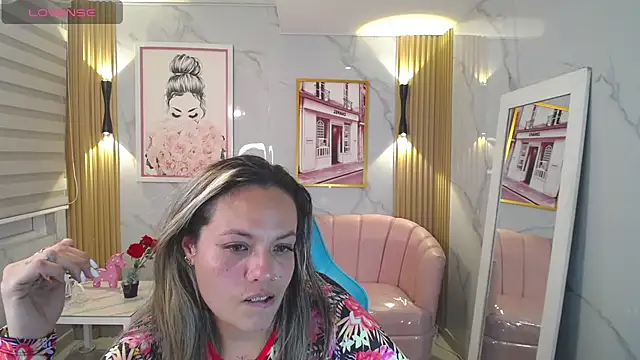 Jade Jones a online show from November 2, 3:42 am