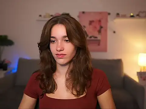 kissie cat online show from September 10, 5:13 pm