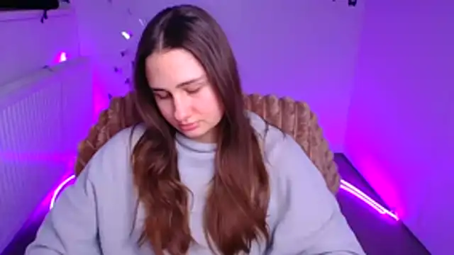 Stefanie Sweet online show from February 11, 12:32 pm