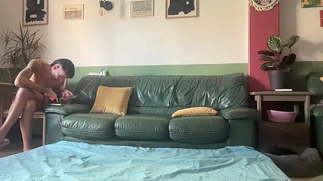 Snapshot of bertfaust chatting on November 3, 10:27 am bertfaust online show from November 3, 10:27 am