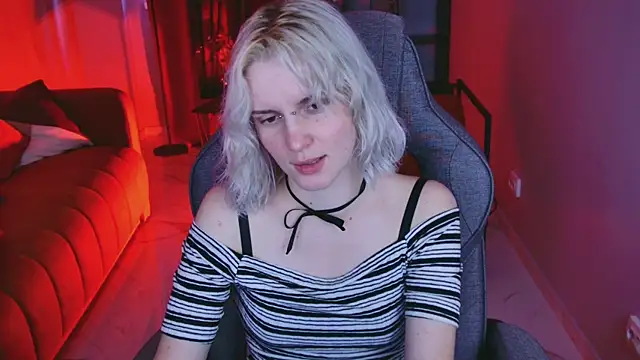 Snapshot of BethanyCloud chatting on June 16, 2:14 am BethanyCloud online show from June 16, 2:14 am