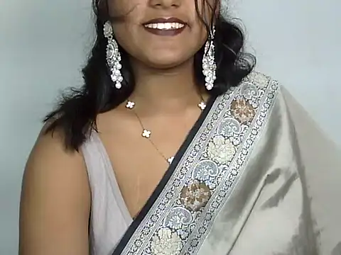 Snapshot of Cute_mikii chatting on February 25, 1:43 pm Cute mikii online show from February 25, 1:43 pm