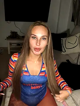 Snapshot of Rosieredxox chatting on October 19, 5:57 pm Rosieredxox online show from October 19, 5:57 pm