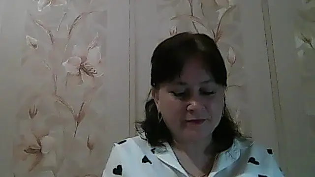 Snapshot of Samantha44021 chatting on October 1, 9:21 pm Samantha44021 online show from October 1, 9:21 pm