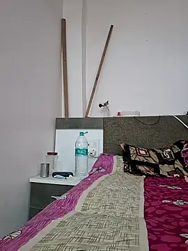 jiya00 online show from October 15, 7:25 pm