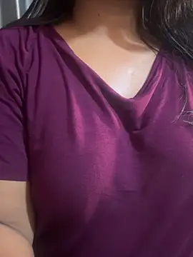 Maggi-is-back online show from September 17, 3:24 pm