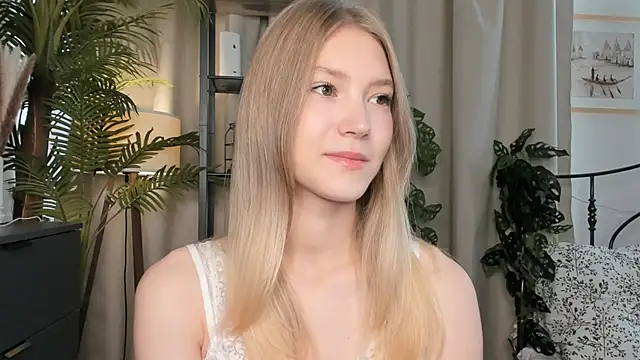 Snapshot of ChinBonnell chatting on September 10, 5:51 am ChinBonnell online show from September 10, 5:51 am