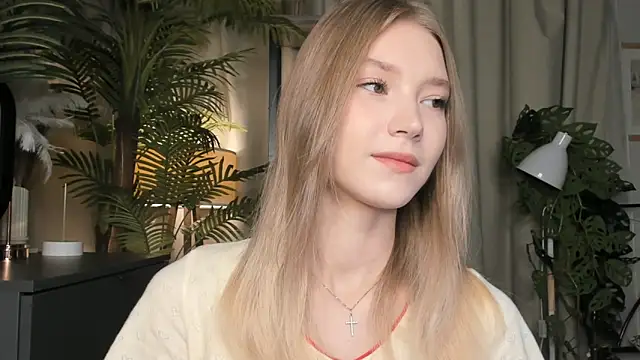 Snapshot of ChinBonnell chatting on November 21, 5:39 am ChinBonnell online show from November 21, 5:39 am