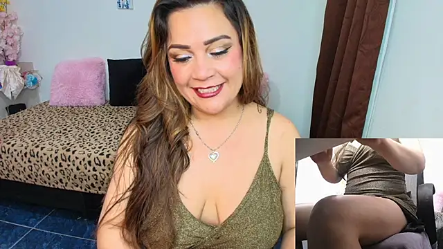Paulina-Becerraa online show from May 27, 4:09 am