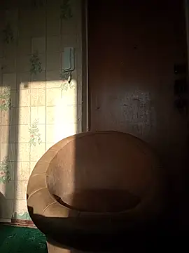 Snapshot of Tupo070481 chatting on June 22, 3:25 am Tupo070481 online show from June 22, 3:25 am