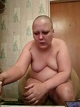 Snapshot of Tupo070481 chatting on July 12, 6:26 am Tupo070481 online show from July 12, 6:26 am