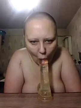 Snapshot of Tupo070481 chatting on July 20, 8:00 pm Tupo070481 online show from July 20, 8:00 pm