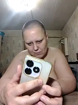 Snapshot of Tupo070481 chatting on July 21, 8:33 pm Tupo070481 online show from July 21, 8:33 pm