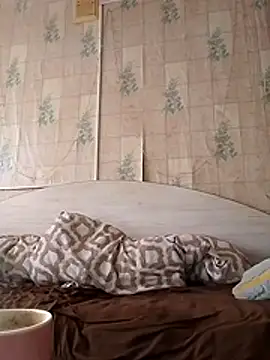 Snapshot of Tupo070481 chatting on July 25, 5:27 am Tupo070481 online show from July 25, 5:27 am