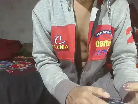 mala2580 online show from December 5, 6:15 pm