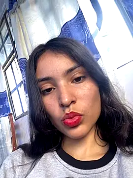 Snapshot of hotwife26 chatting on September 19, 4:29 pm hotwife26 online show from September 19, 4:29 pm