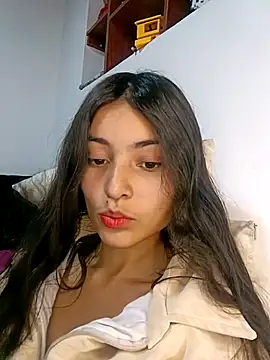 Snapshot of hotwife26 chatting on February 6, 2:05 am hotwife26 online show from February 6, 2:05 am