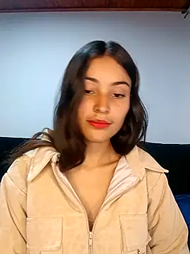 Snapshot of hotwife26 chatting on February 7, 9:02 am hotwife26 online show from February 7, 9:02 am