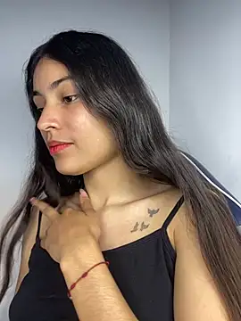 Snapshot of hotwife26 chatting on March 11, 12:38 am hotwife26 online show from March 11, 12:38 am